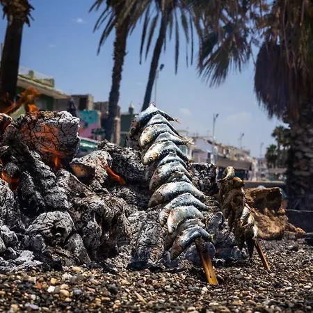Pedregalejo Playa * Малага